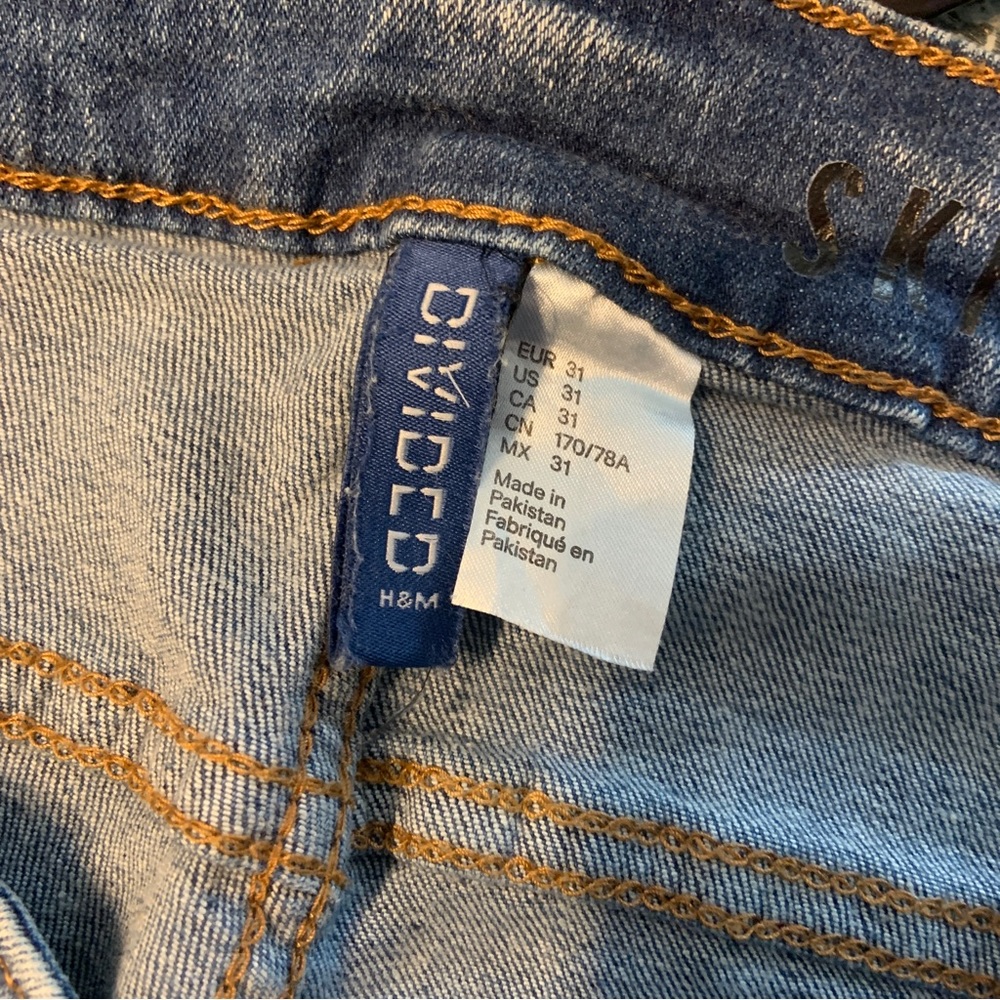 Divided Bootcut Jeans - Picture 6 of 6